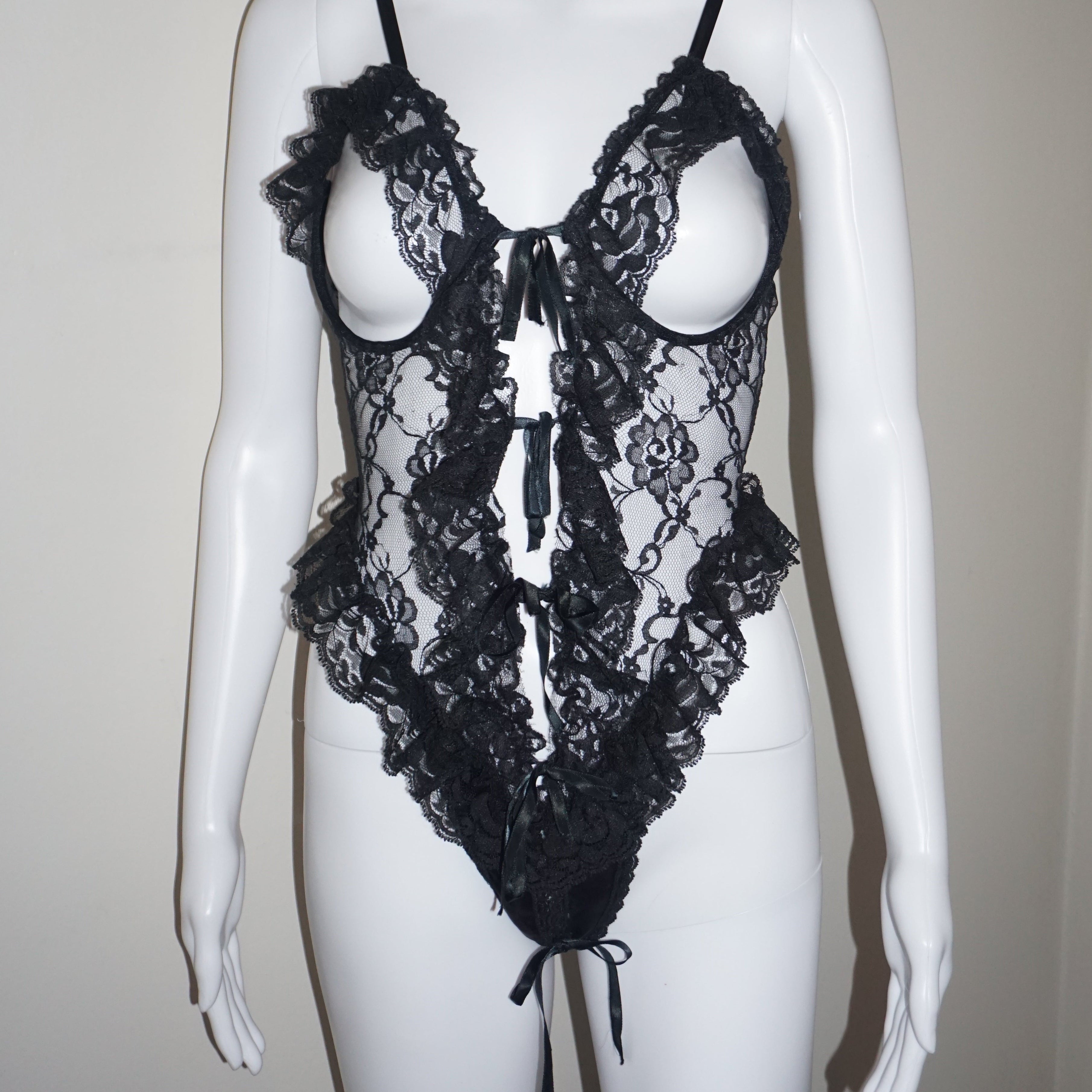 OPEN BUST LACE BODYSUIT VINTAGE S